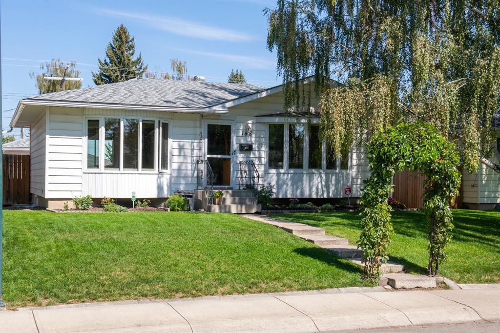 I have sold a property at 148 Flavelle ROAD SE in Calgary
